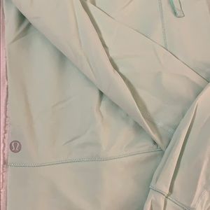 Lululemon top mint color